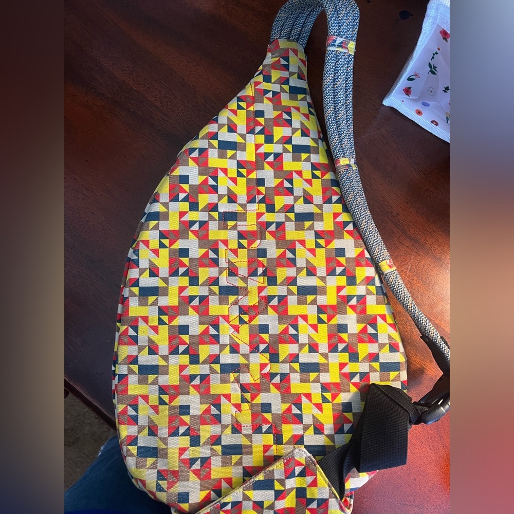 Kavu cross body bag